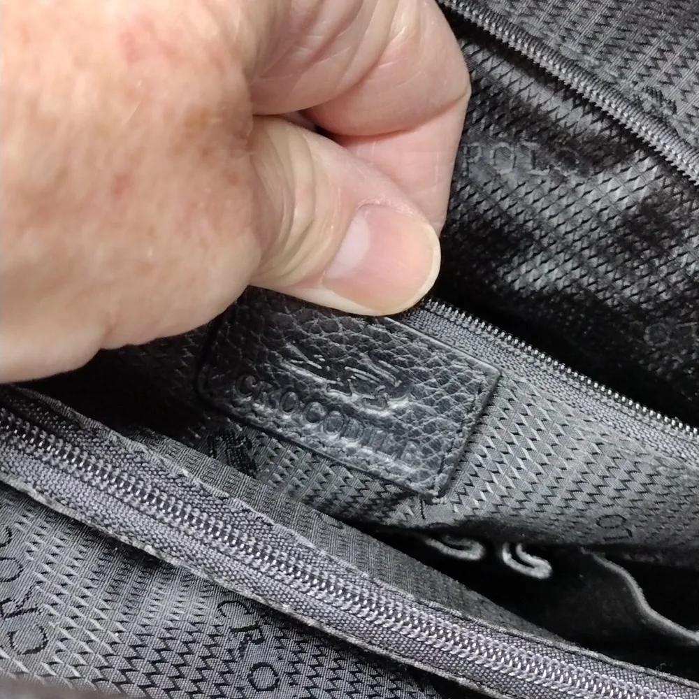 Crocodile brand unisex black pebbled leather bag. NWT.
